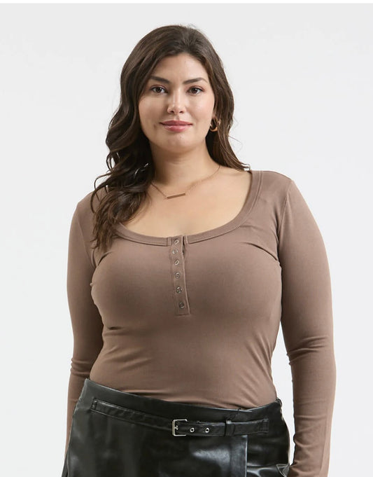 Plus Kenni Henley Top