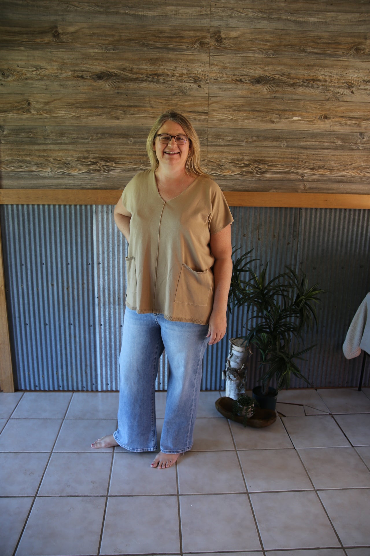 Risen Crop Wide Plus Size Jeans