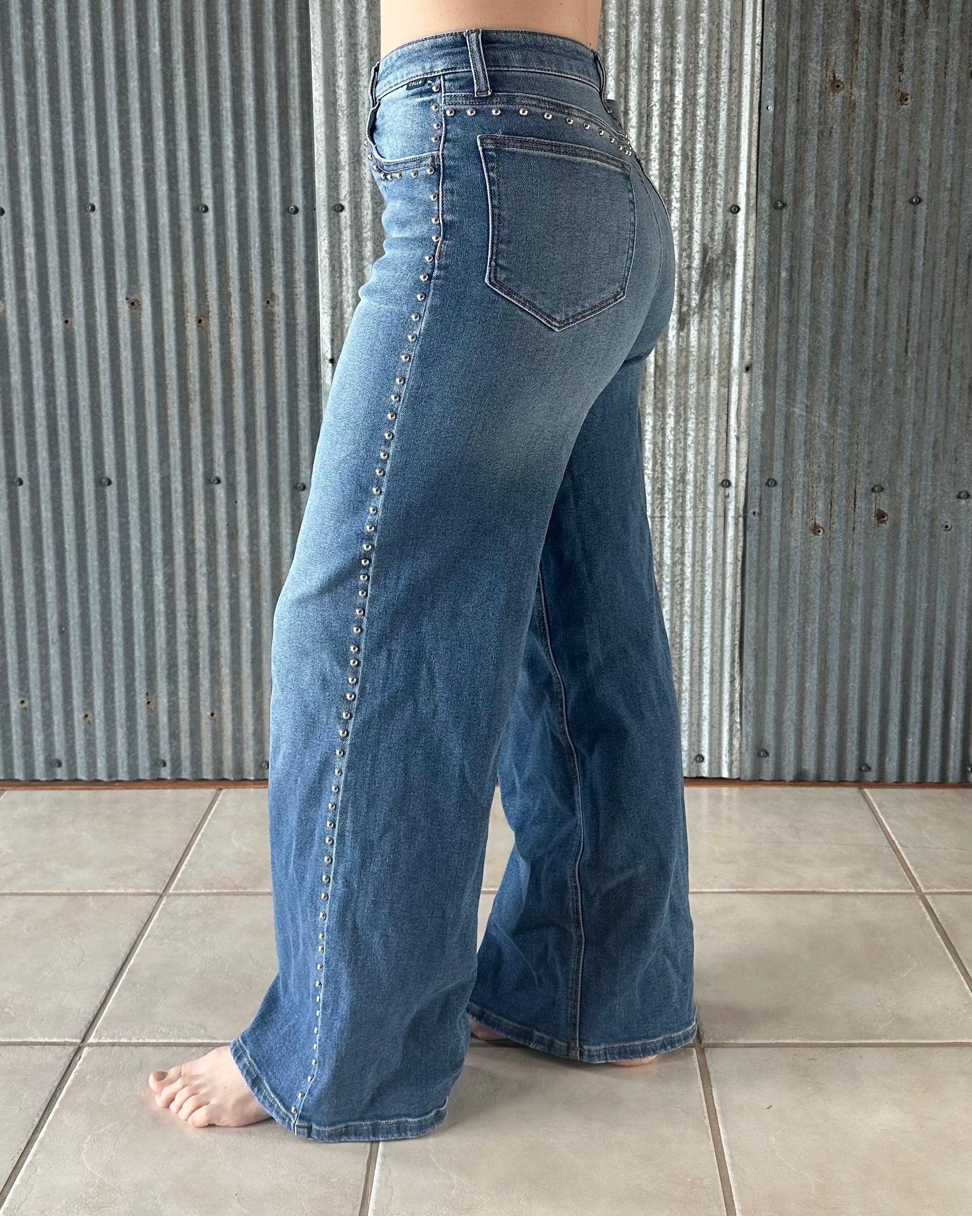 Cello Stud Jeans – Wildflower Boutique